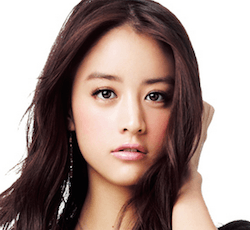 山本美月