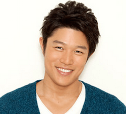 鈴木亮平