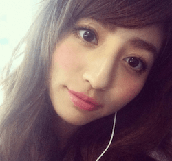 堀田茜
