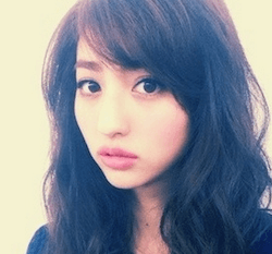 堀田茜
