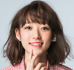 山崎あみ