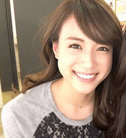 笹川友里