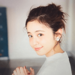 久慈暁子