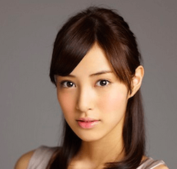 岡本あずさ