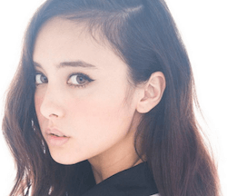 石田ニコル