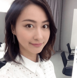 小川彩佳
