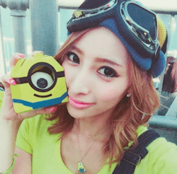 加藤紗里