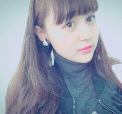 牧野真鈴