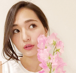 山賀琴子