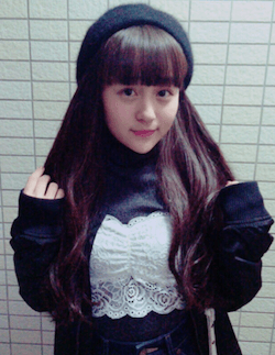 牧野真鈴