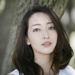 上野なつひ