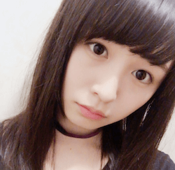長濱ねる