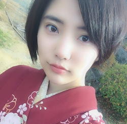山本亜依