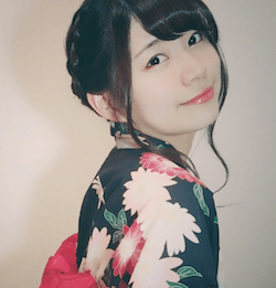 崎野萌