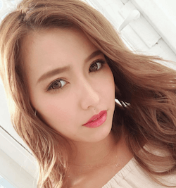 越川真美