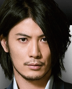 玉山鉄二