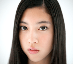 三吉彩花
