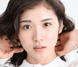 松岡茉優