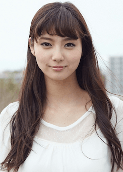 新川優愛