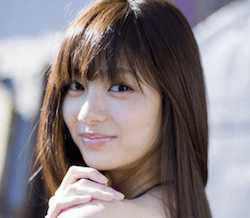 新川優愛