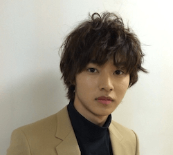 山崎賢人