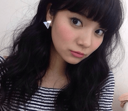 新川優愛