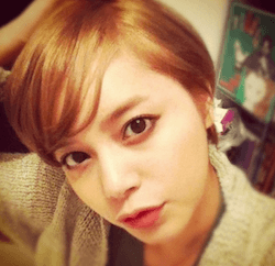岸本セシル