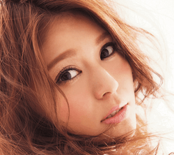 東野佑美