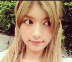 ローラ
