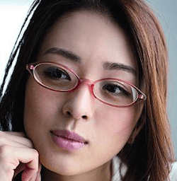 謎の美女「祥子」