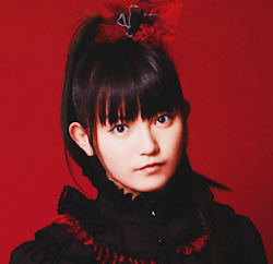 中元すず香(SU-METAL)