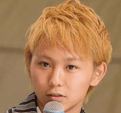須賀健太