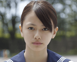 山本舞香