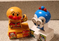 ポチッとチェンジ！アンパンマンとなかまたち