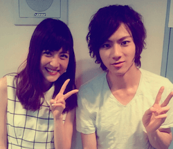 山田裕貴と佐藤ありさ