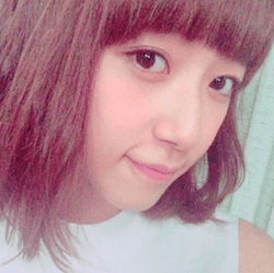 山崎あみ