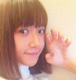 山崎あみ