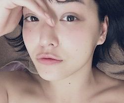 我妻三輪子