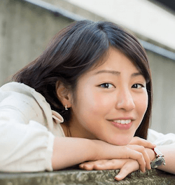 岡副麻希
