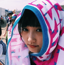 鈴木友菜