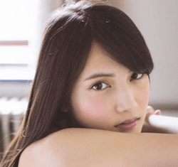 入山杏奈
