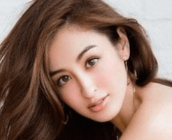 オードリー亜谷香