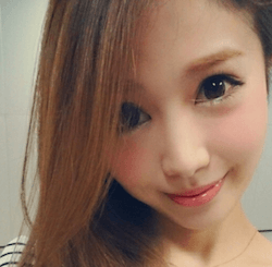 関有美子