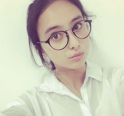 石田ニコル