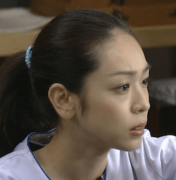 遊井亮子