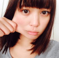 荒井萌