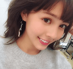 加藤ナナ