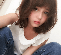 加藤ナナ