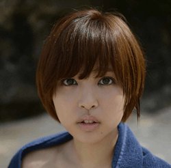 荒井萌