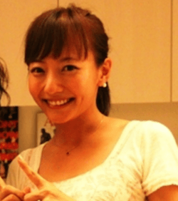 島本真衣